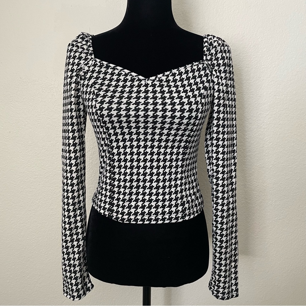 Houndstooth Top
